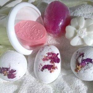 PEONY COCONUT LAVENDER ROSEMARY TEA ROSE BATH SOAP & BATH BOMBS  6-Pc Set NWT